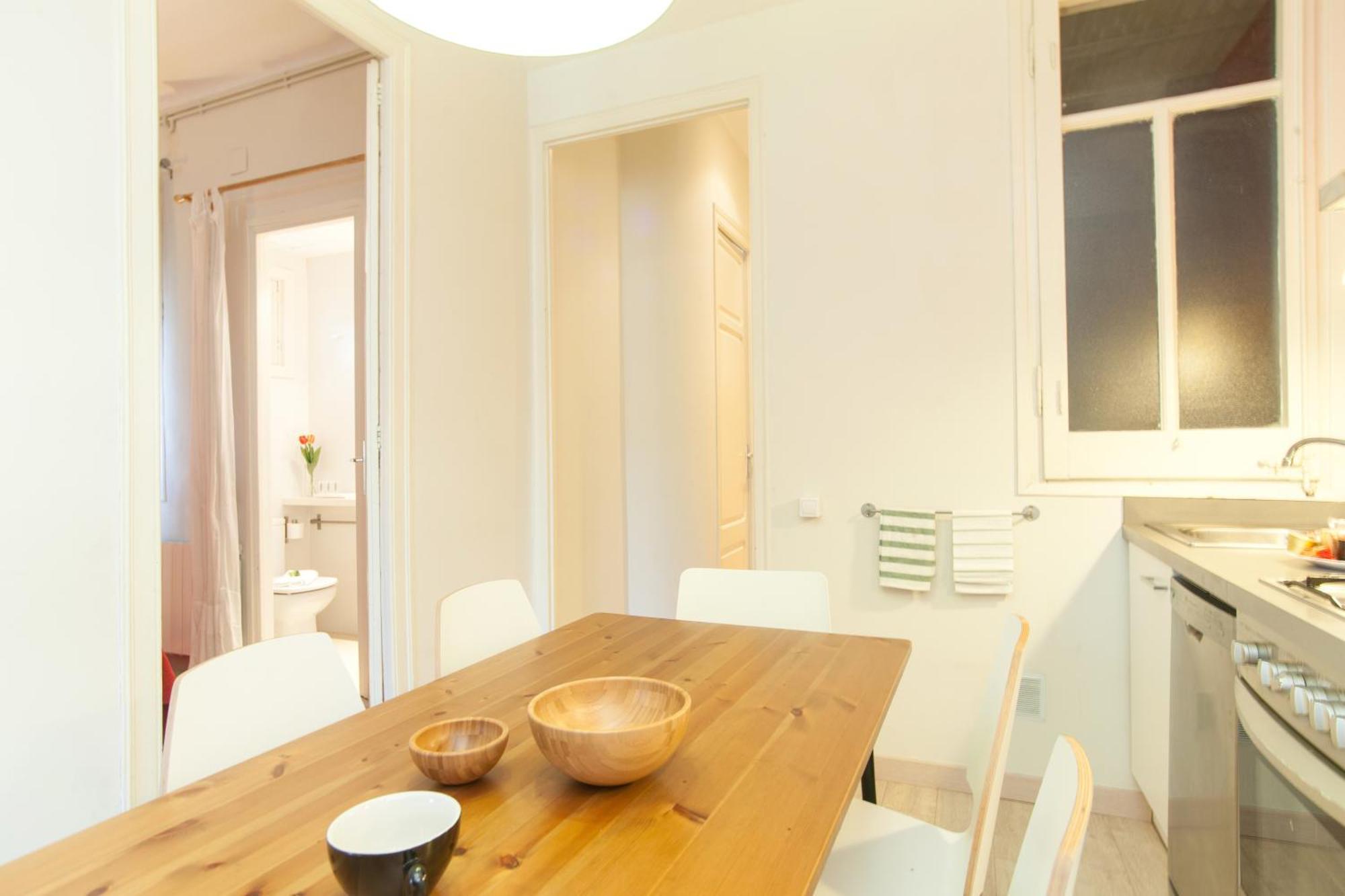 Housalia Sagrada Familia Barcelona Zimmer foto
